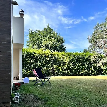 Amanda Santa-Lucia-di-Moriani